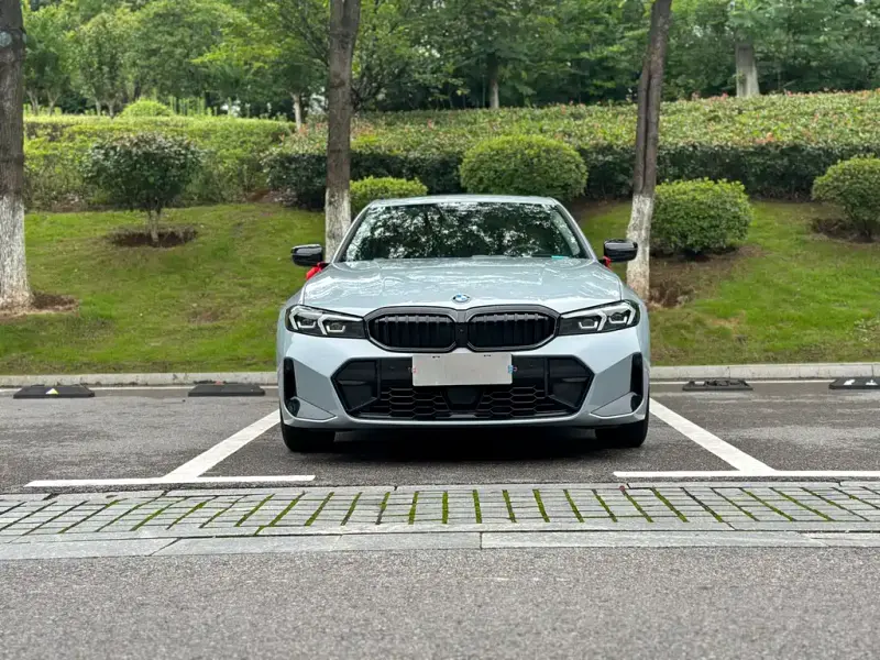 BMW 3 Series, 2025