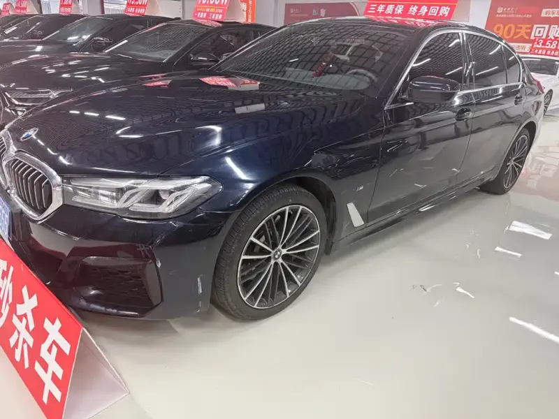 BMW 5 Series, 2022