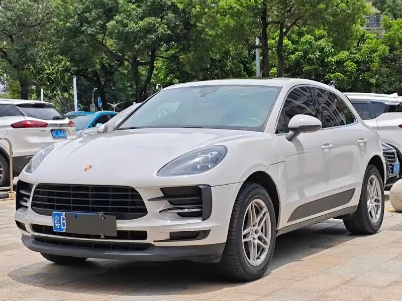 Porsche Macan, 2021