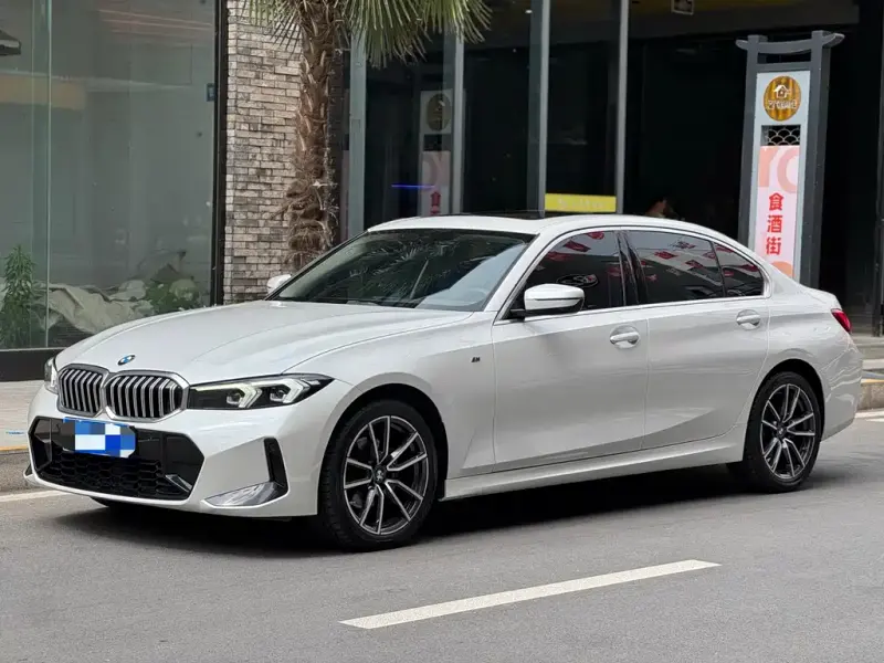 BMW 3 Series, 2023