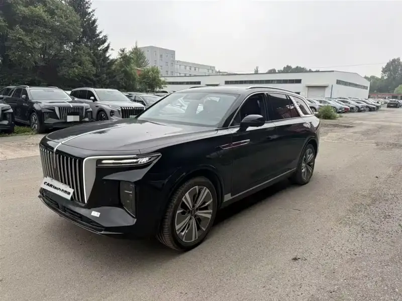 Hongqi E-HS9, 2023