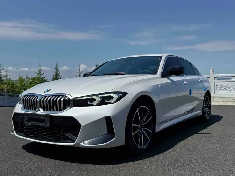 BMW 3 Series, 2023