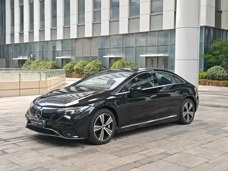 Mercedes-Benz EQE, 2025