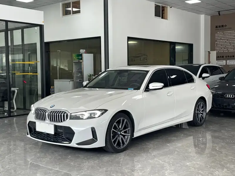 BMW 3 Series, 2023