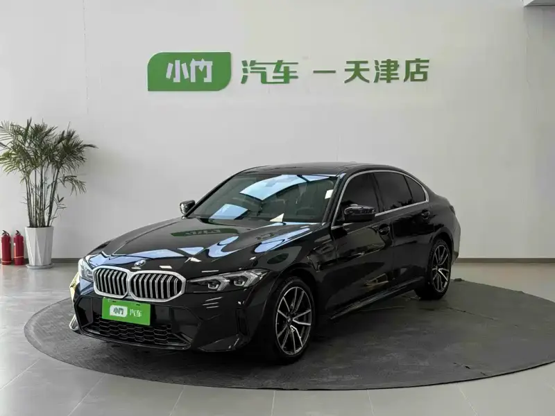 BMW 3 Series, 2022