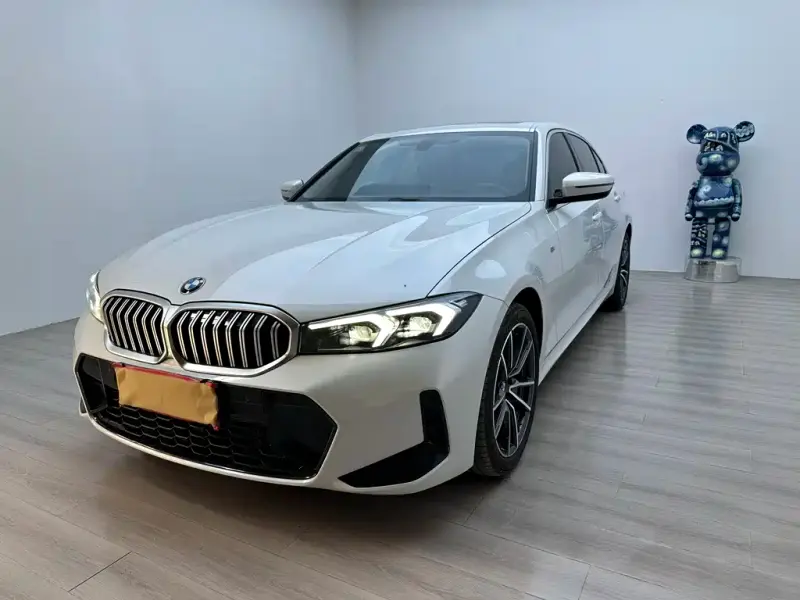 BMW 3 Series, 2023