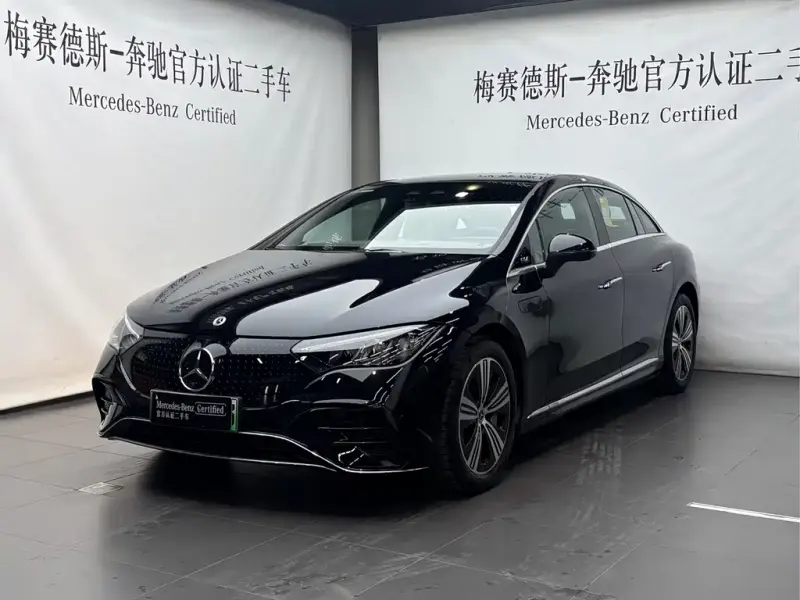 Mercedes-Benz EQE, 2025