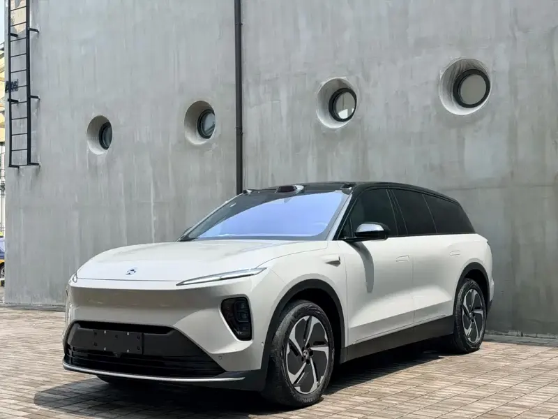 NIO ES8, 2024
