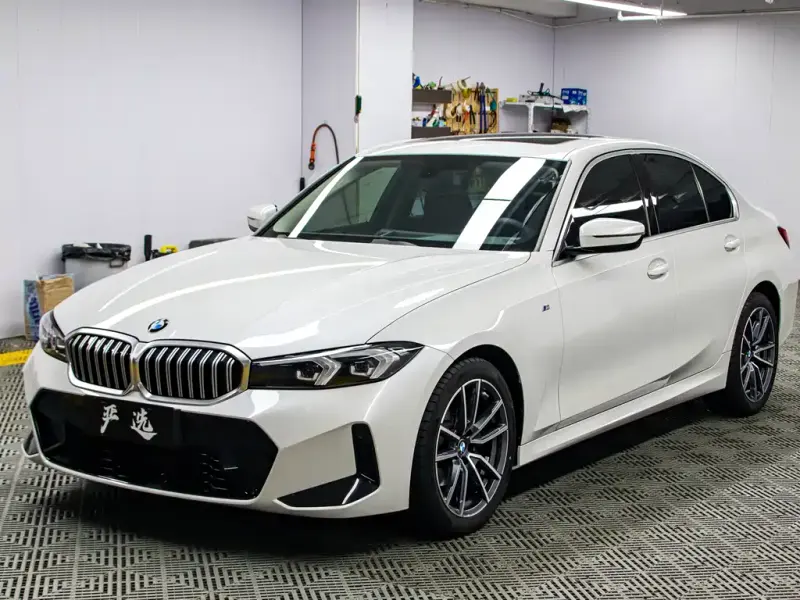 BMW 3 Series, 2023