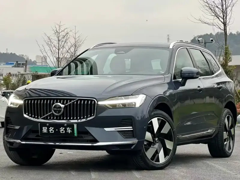 Volvo XC60 PHEV, 2024 — фото 1