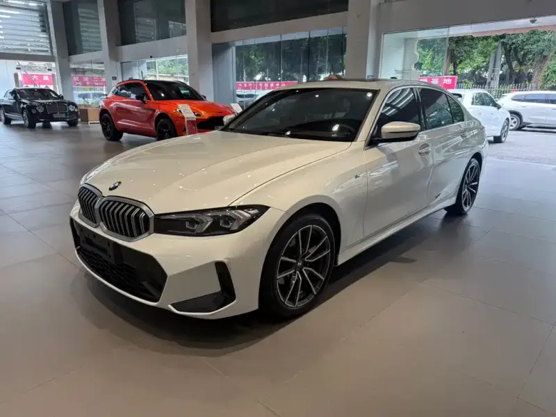 BMW 3 Series, 2023