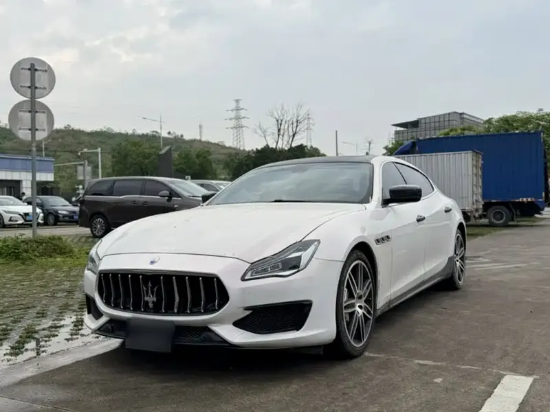 Maserati Quattroporte, 2017