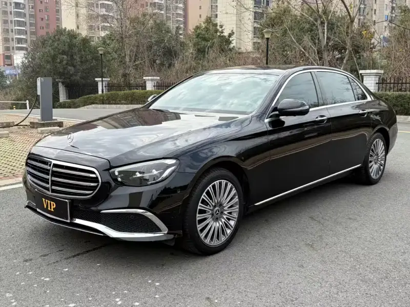 Mercedes-Benz E-Class, 2022 — фото 1