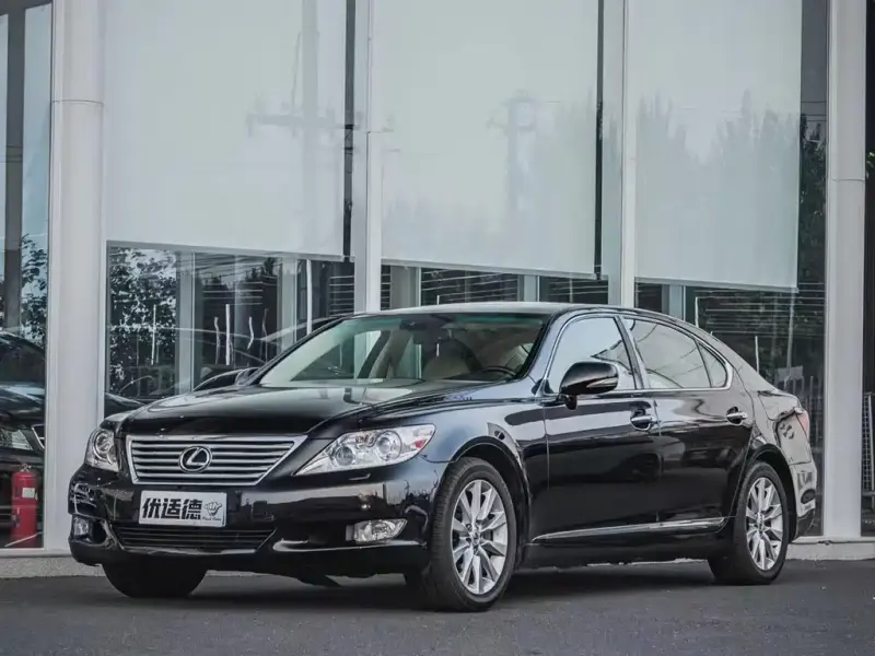 Lexus LS, 2011