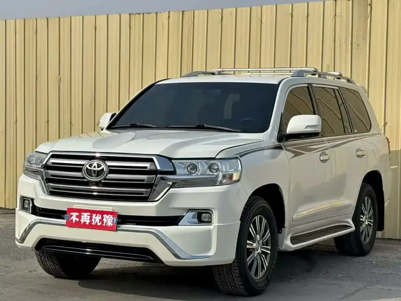 Toyota Land Cruiser, 2016 — фото 1
