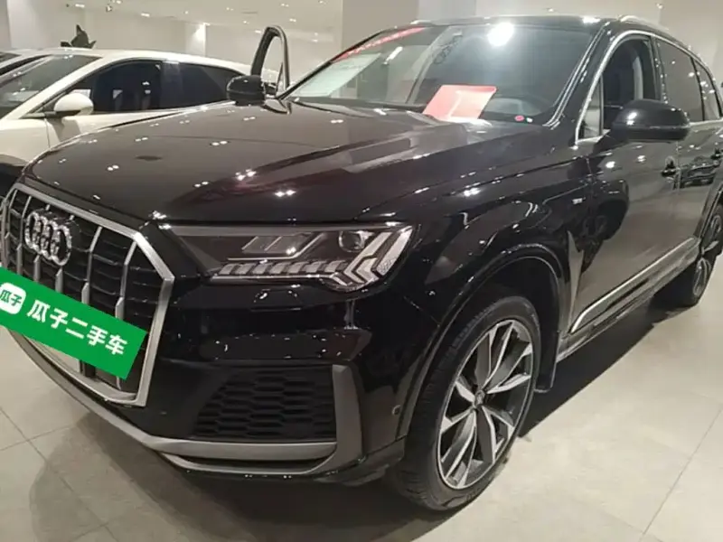 Audi Q7, 2023 — фото 1