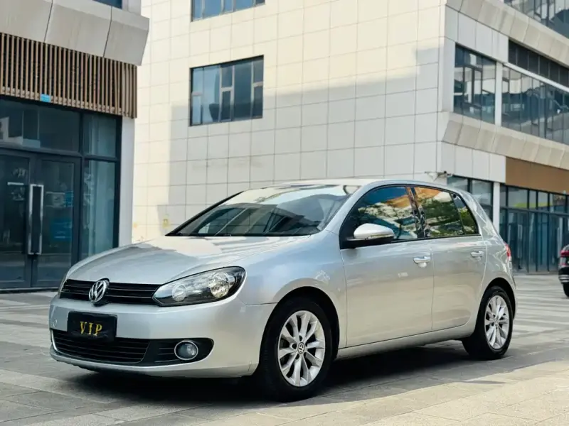 Volkswagen Golf, 2011