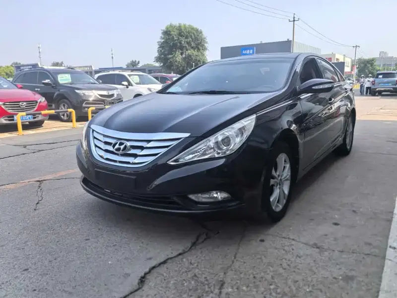 Hyundai Sonata, 2012