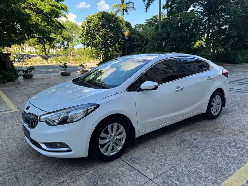 Kia K3, 2015