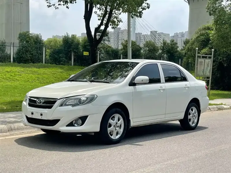 Toyota Corolla, 2014 — фото 1
