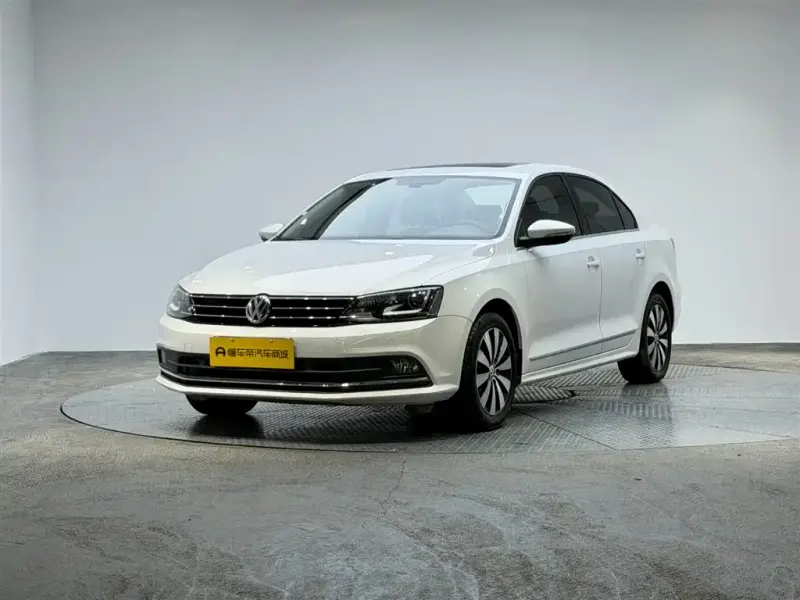 Volkswagen Sagitar, 2016