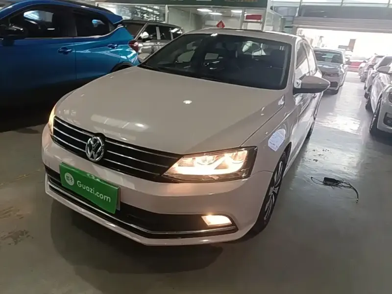 Volkswagen Sagitar, 2017
