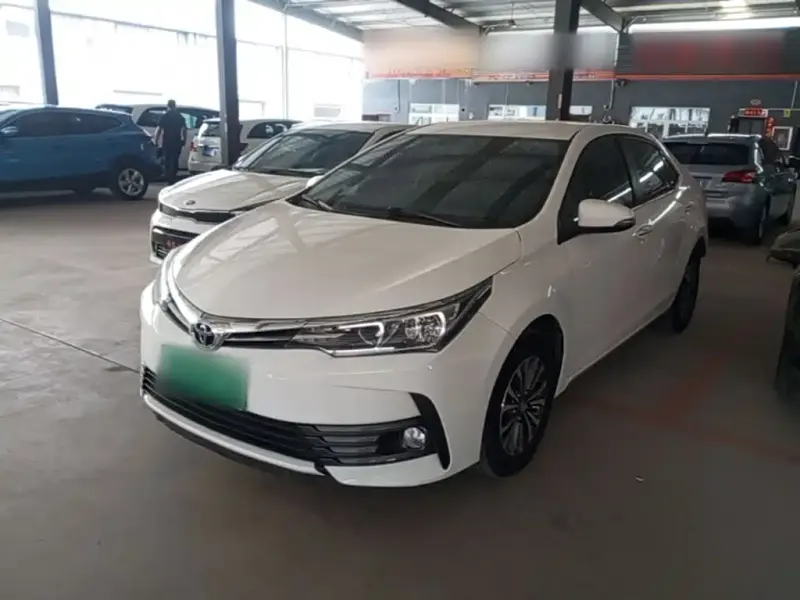 Toyota Corolla, 2019 — фото 1