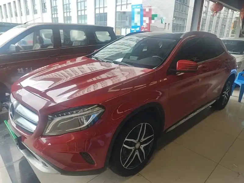 Mercedes-Benz GLA, 2015 — фото 1