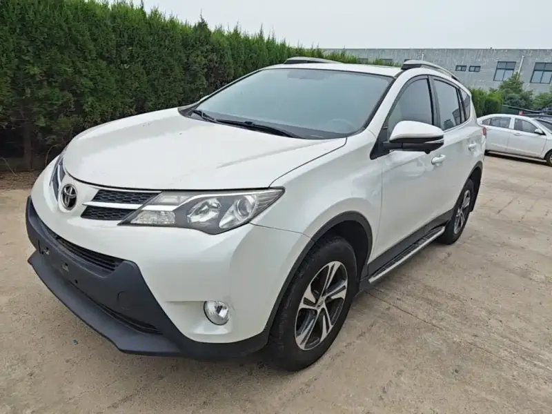 Toyota RAV4, 2016 — фото 1