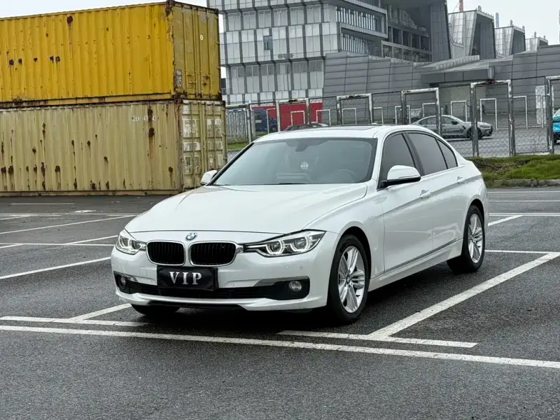 BMW 3 Series, 2016