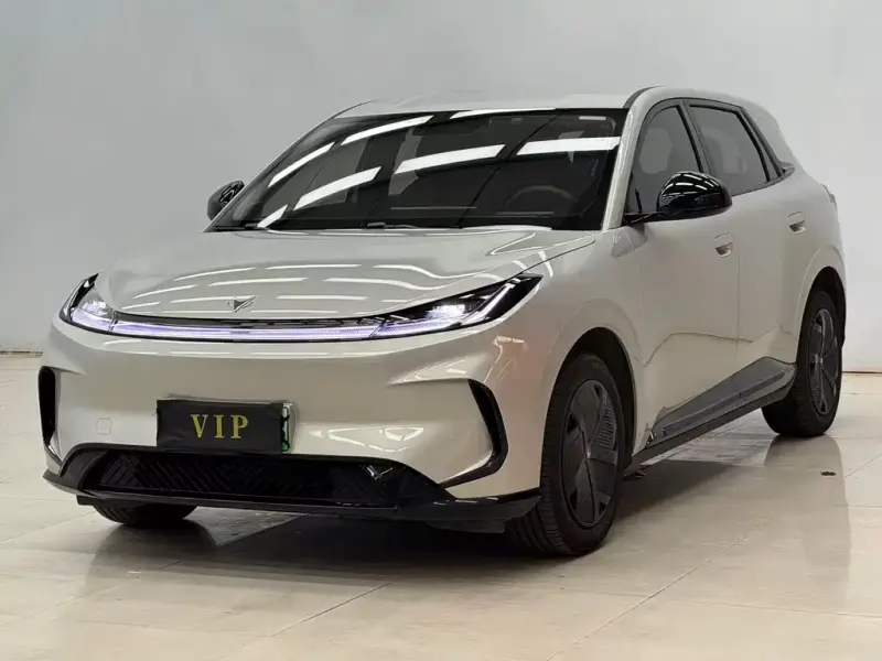 ARCFOX T1, 2025