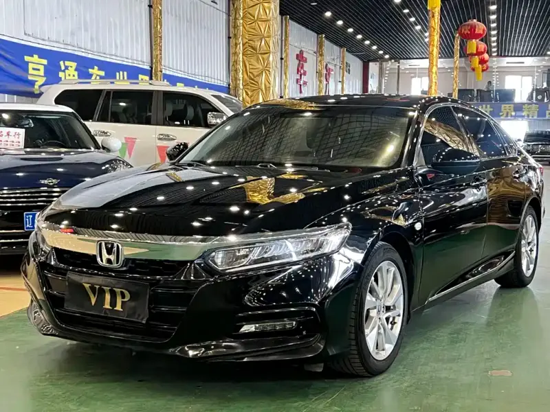 Honda Accord, 2019 — фото 1