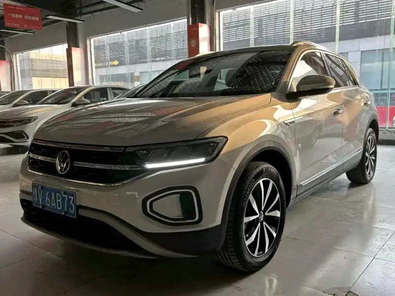 Volkswagen T-Roc, 2024