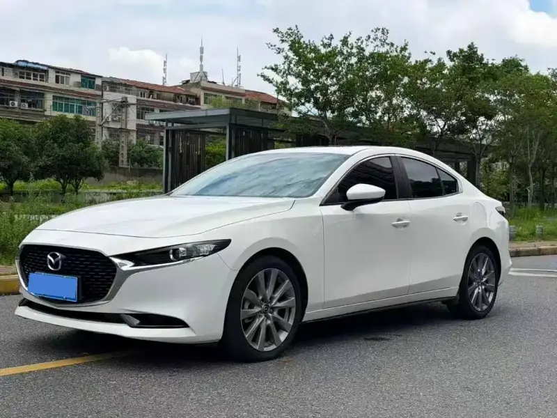 Mazda 3 Axela, 2025
