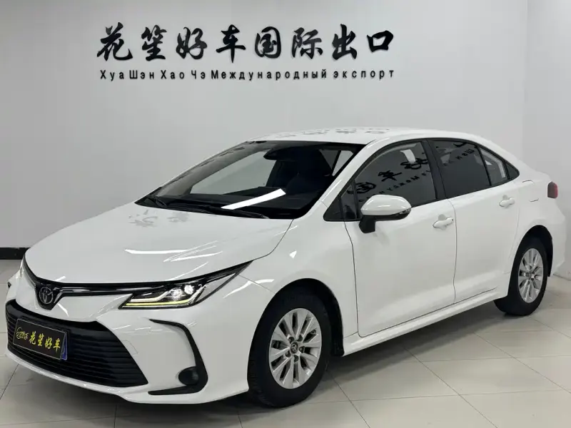Toyota Corolla, 2022 — фото 1
