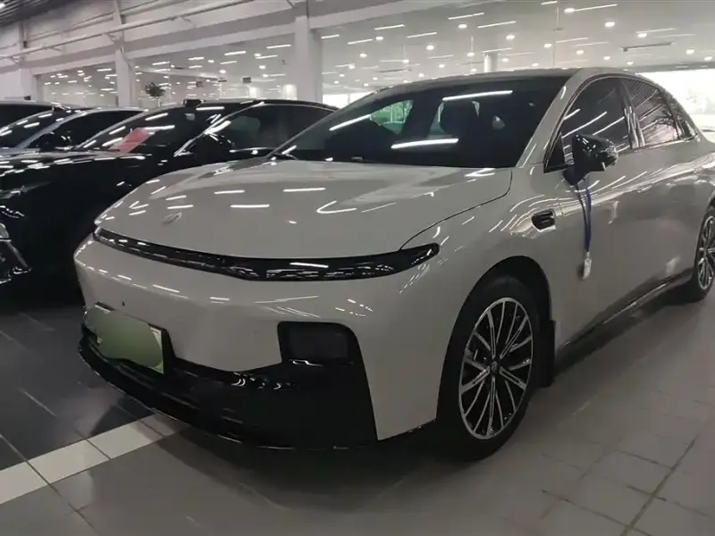 Leapmotor B01, 2025