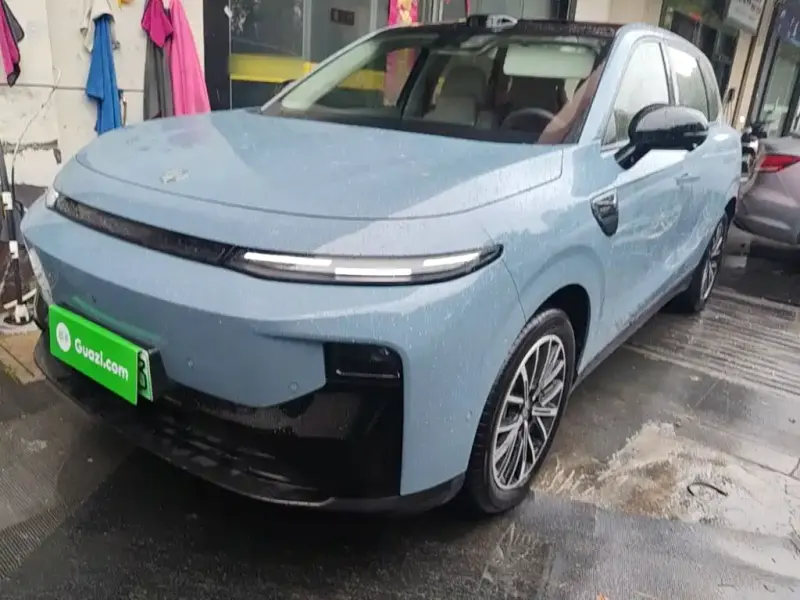 Leapmotor B10, 2025