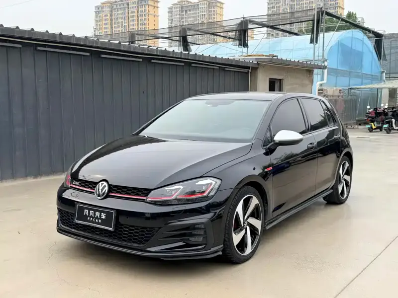 Volkswagen Golf GTI, 2018 — фото 1