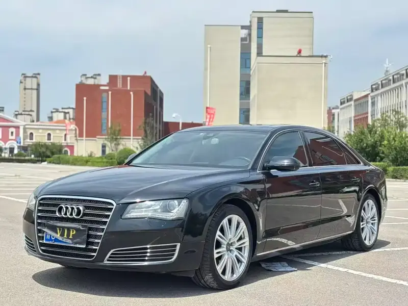 Audi A8, 2014 — фото 1