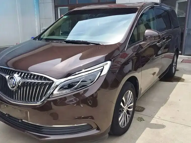 Buick GL8, 2017
