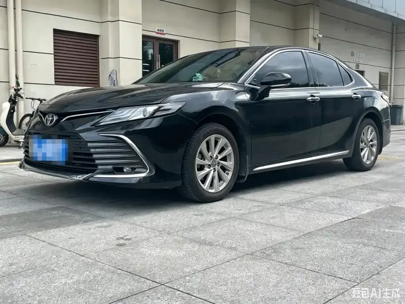Toyota Camry, 2023