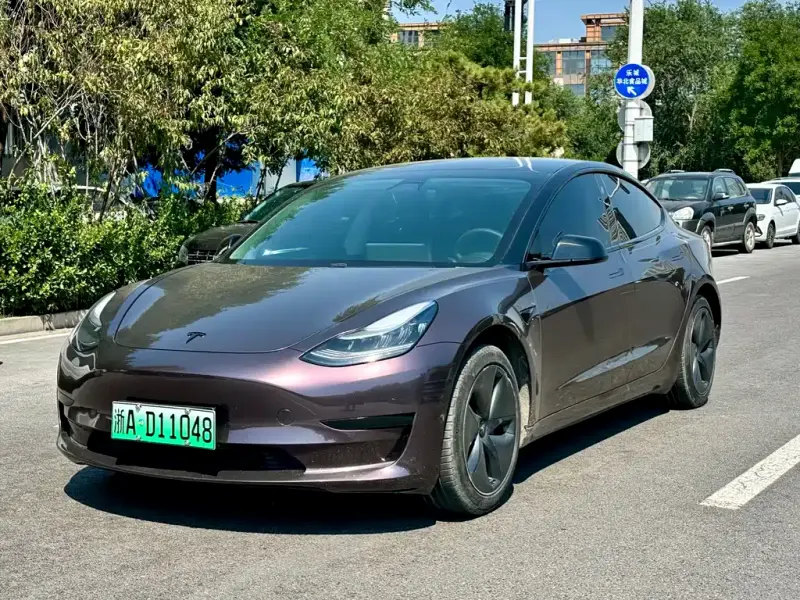 Tesla Model 3, 2020