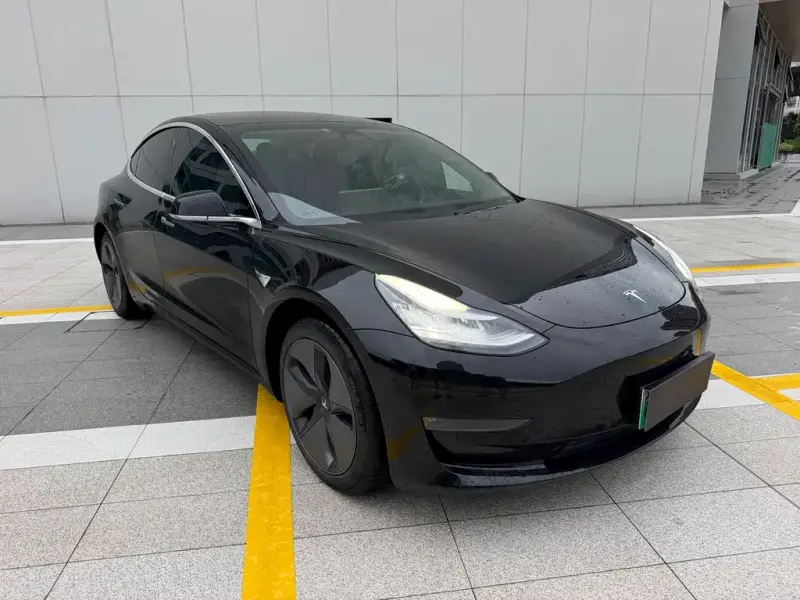 Tesla Model 3, 2019