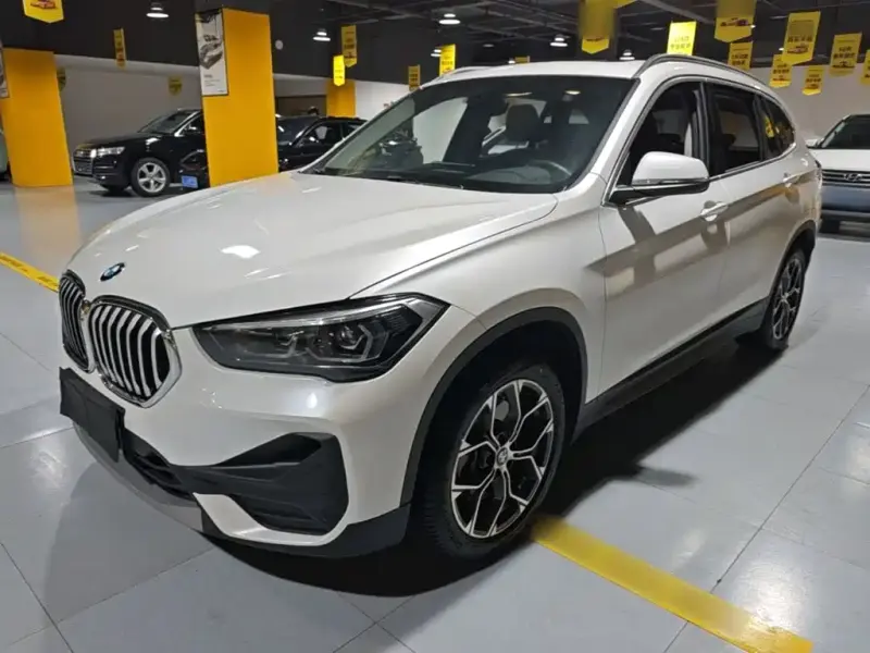 BMW X1, 2022 — фото 1