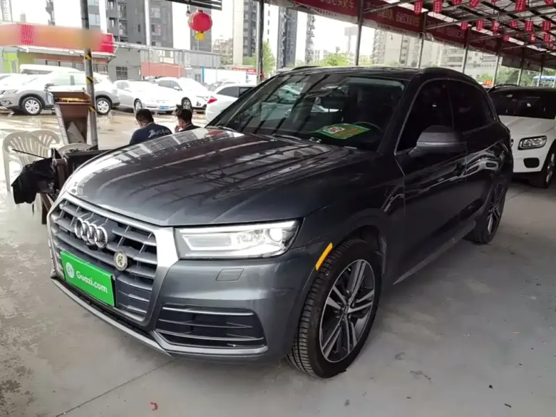 Audi Q5L, 2020