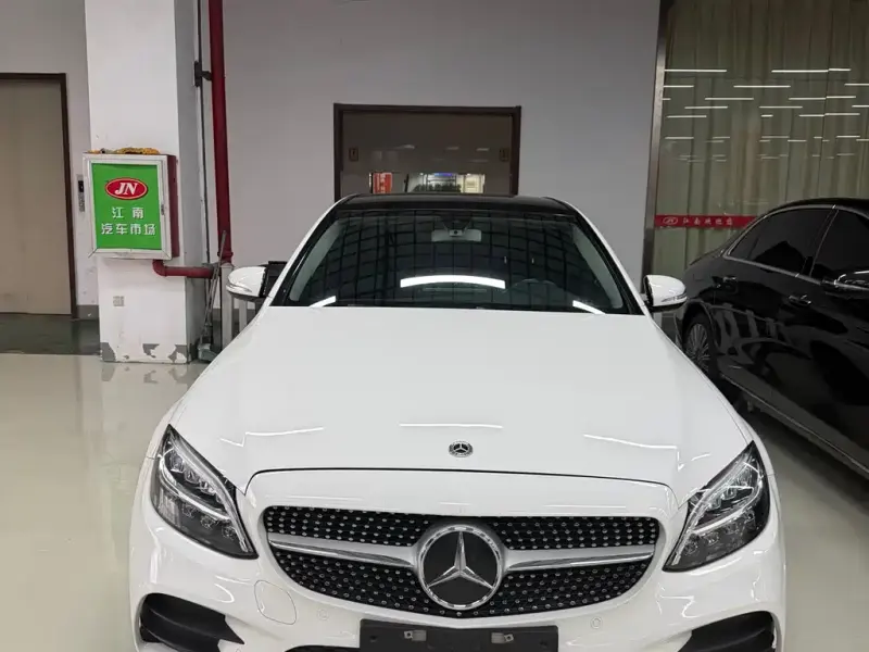 Mercedes-Benz C-Class, 2022