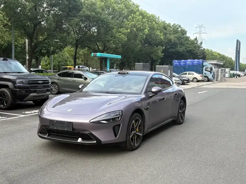 Xiaomi SU7, 2025