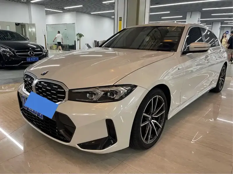 BMW 3 Series, 2023