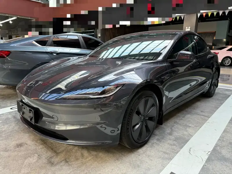 Tesla Model 3, 2024