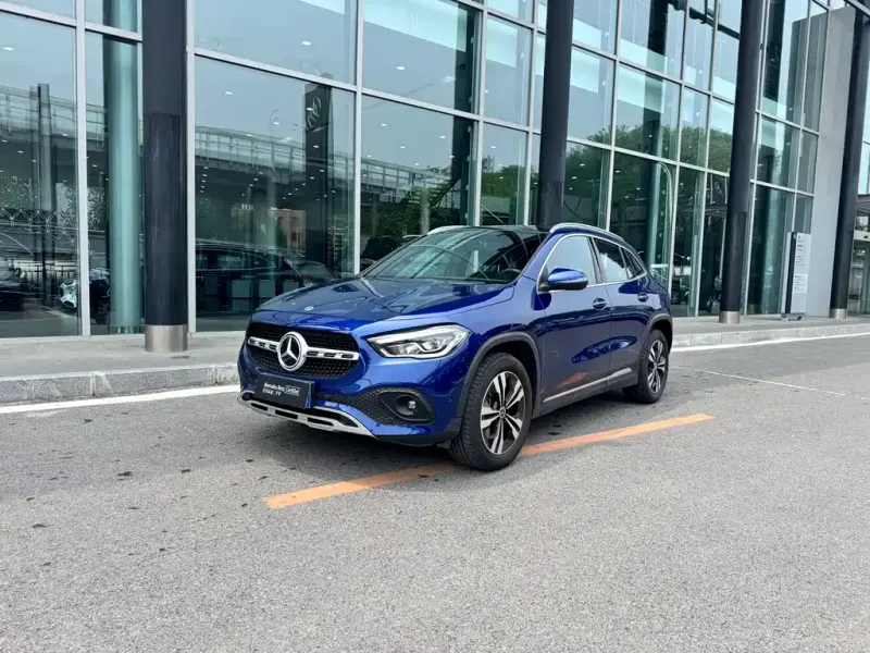 Mercedes-Benz GLA, 2023 — фото 1